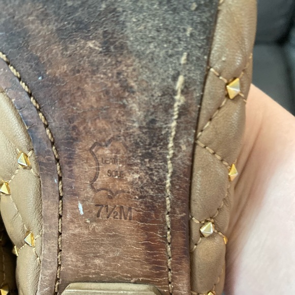 COPY - Gold studded quilted Tory Burch flats - Picture 4 of 4